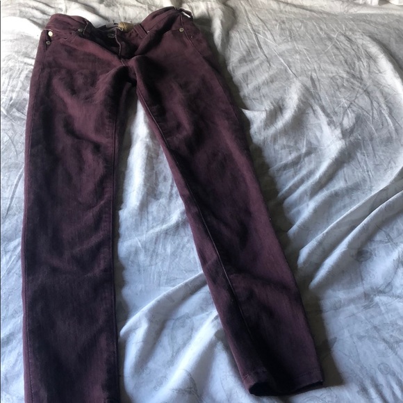 Burgundy jeans - Picture 2 of 3